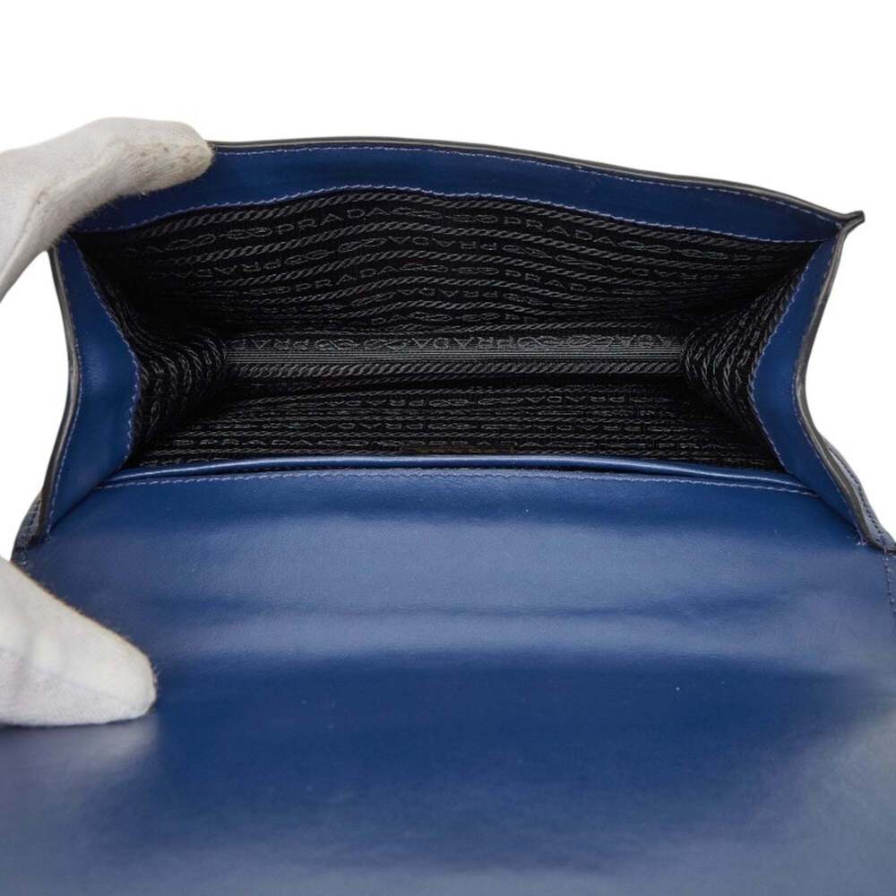 PRADA Blue Leather Saffiano Shoulder Bag - Picture 13 of 16